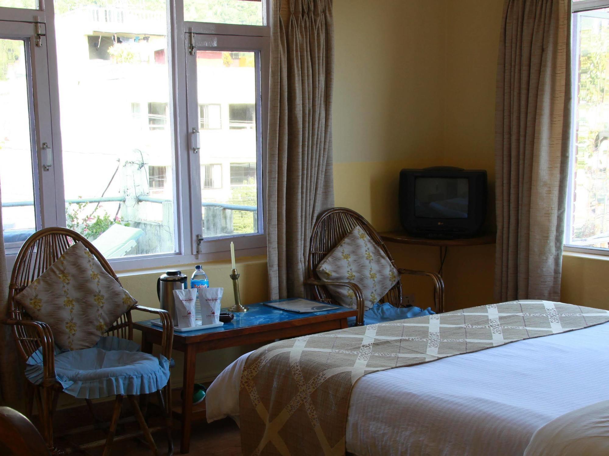 Fairmount Hotel Ποκάρα Εξωτερικό φωτογραφία